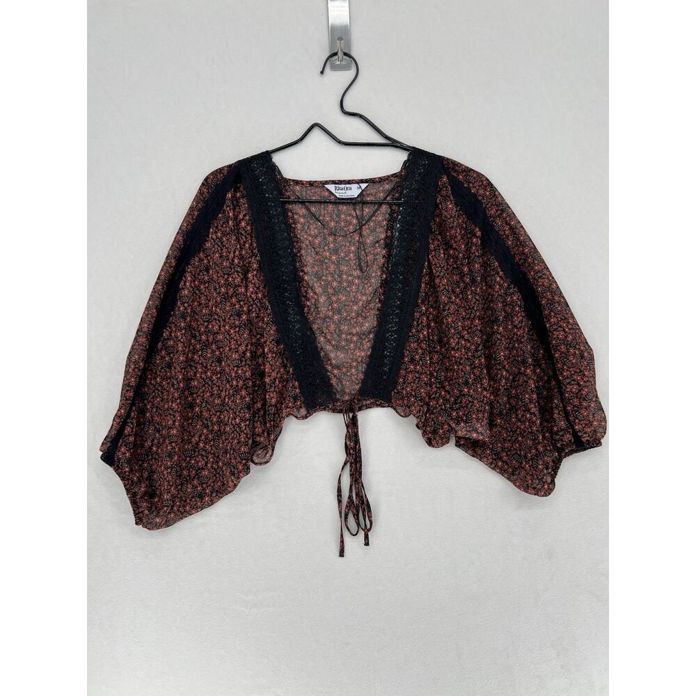 Boho/festival aesthetic, lace trim, cropped kimono silhouette Medium NWOT